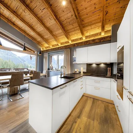 Chalet In Neukirchen Near Ski Lift * Neukirchen am Grossvenediger