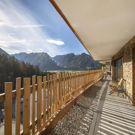 Chalet In Neukirchen Near Ski Lift * Neukirchen am Grossvenediger